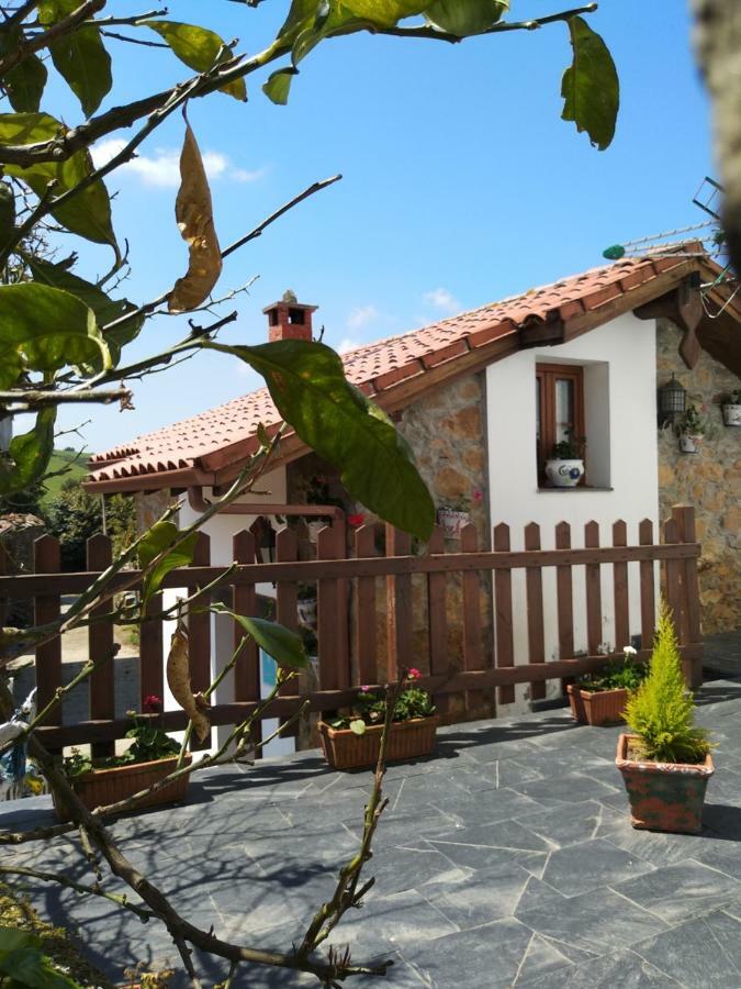 La Casina De Biescas Appartement Biescas  Buitenkant foto