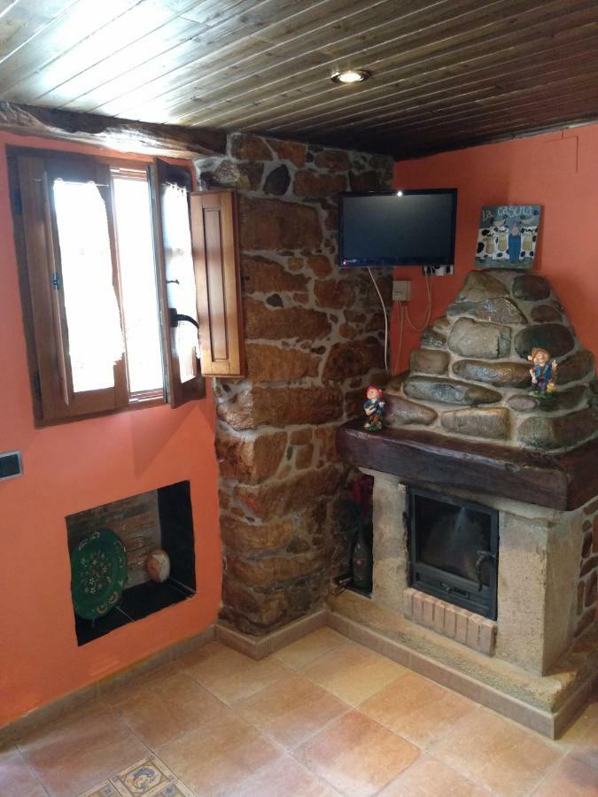 La Casina De Biescas Appartement Biescas  Buitenkant foto